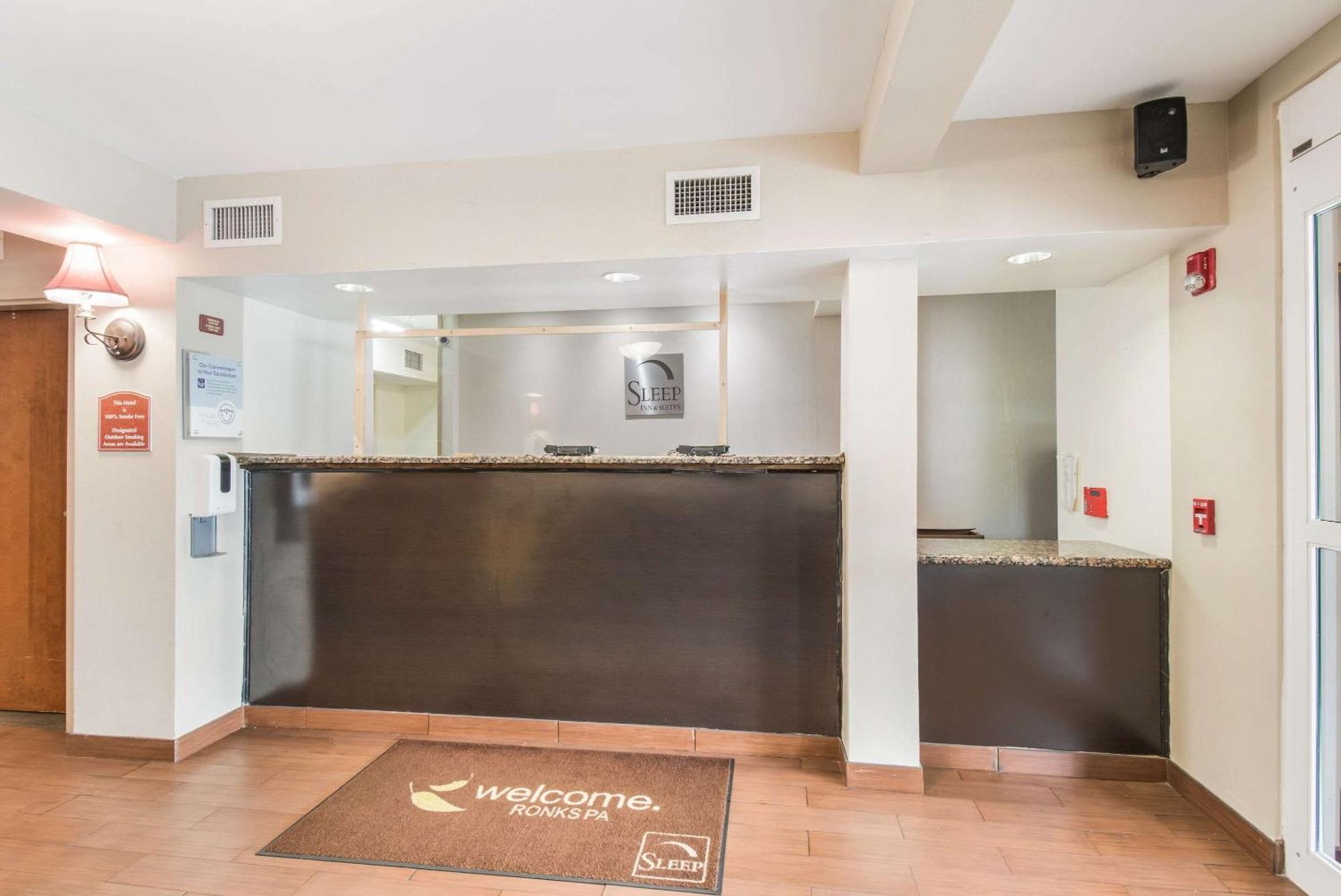 Sleep Inn & Suites Ronks Dış mekan fotoğraf